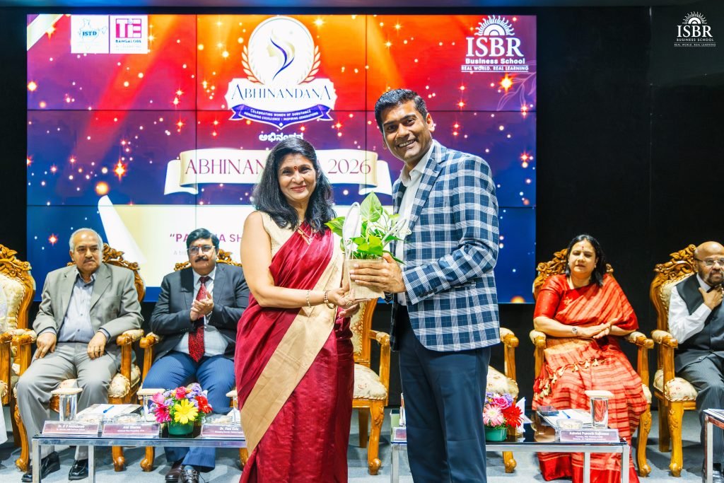 Dr. Vani Kola, Managing Director of Kalaari Capital, honoured at Abhinandana 2026 for her contribution to innovation and venture capital.
